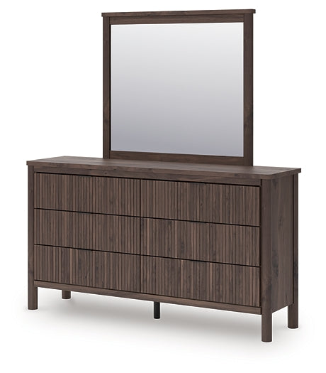 Pamytta Queen Panel Bed, Dresser, Mirror and Nightstand