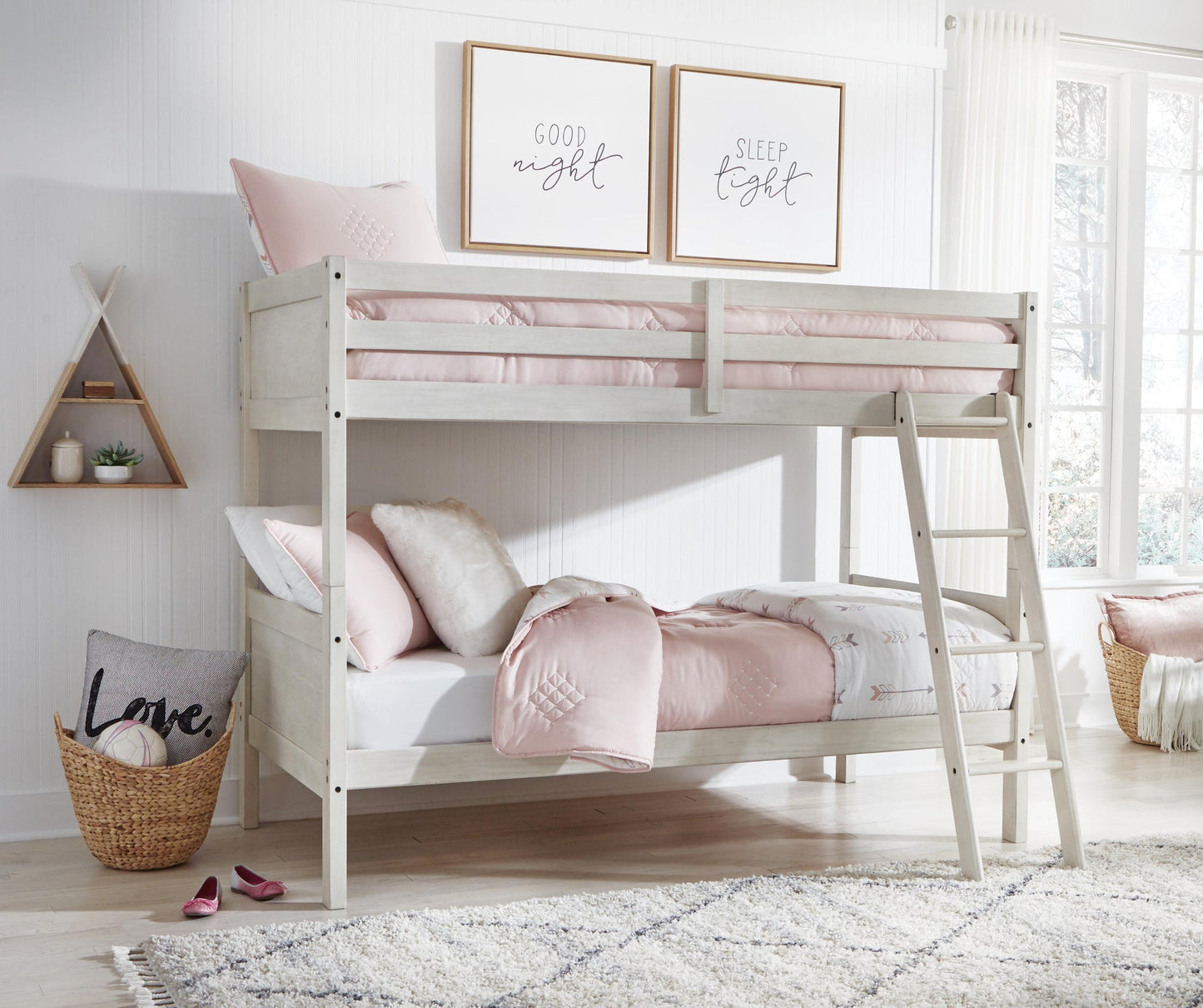 Robbinsdale Twin/Twin Bunk Bed w/Ladder