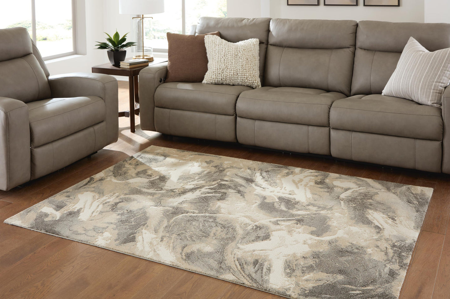 Jairlett Medium Rug